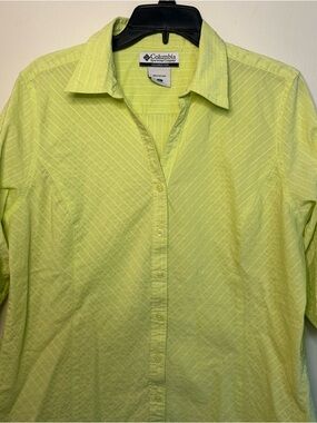 Columbia Womens XL Lime Green Diagonal Striped 3/4 Sleeve Button Down Shirt